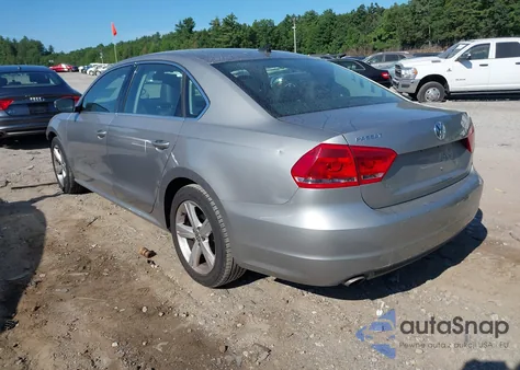 2013 Volkswagen Passat 2.5L Se из США, поврежденный, VIN 1VWBP7A31DC000354